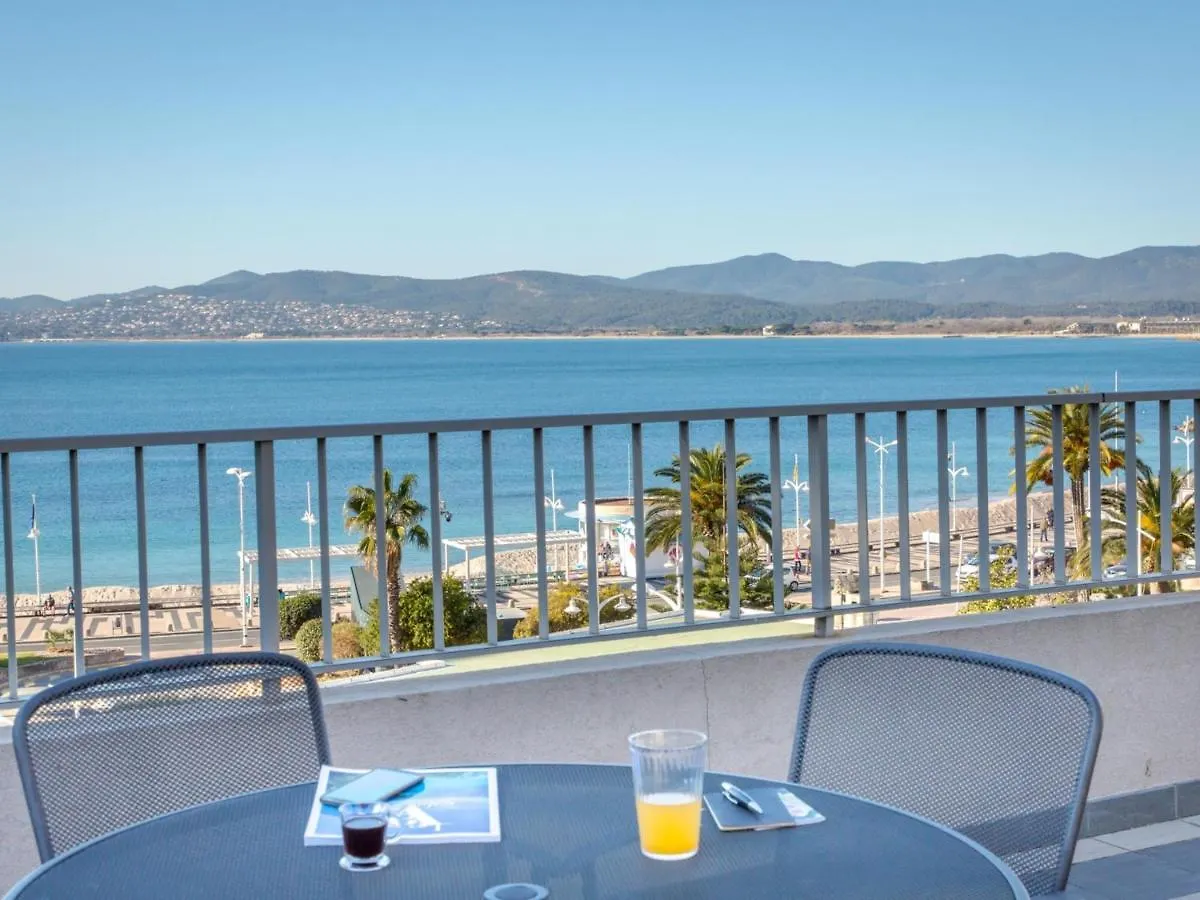 Studio Climatise 2 Pers Proche Plage Et Commerces Avec Balcon Et Wifi A Saint-Raphael - Fr-1-466A-28 0*, Saint-Raphael (Var)